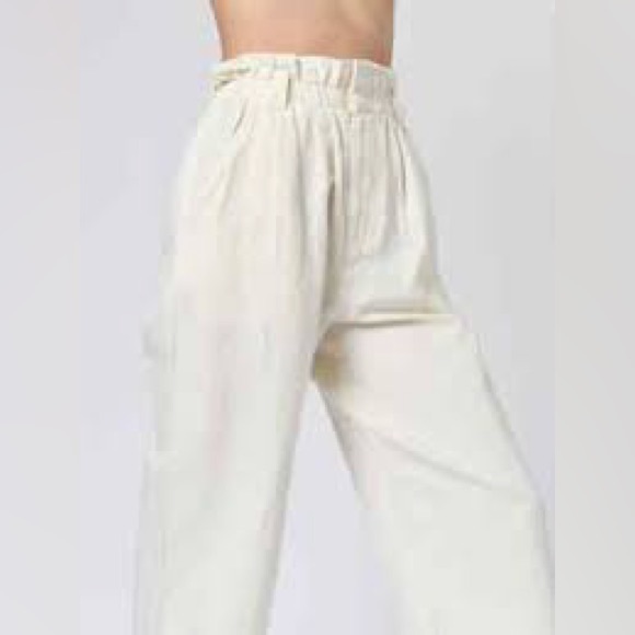 A piece apart 
SON VIDA PANT CREAM - Picture 4 of 8